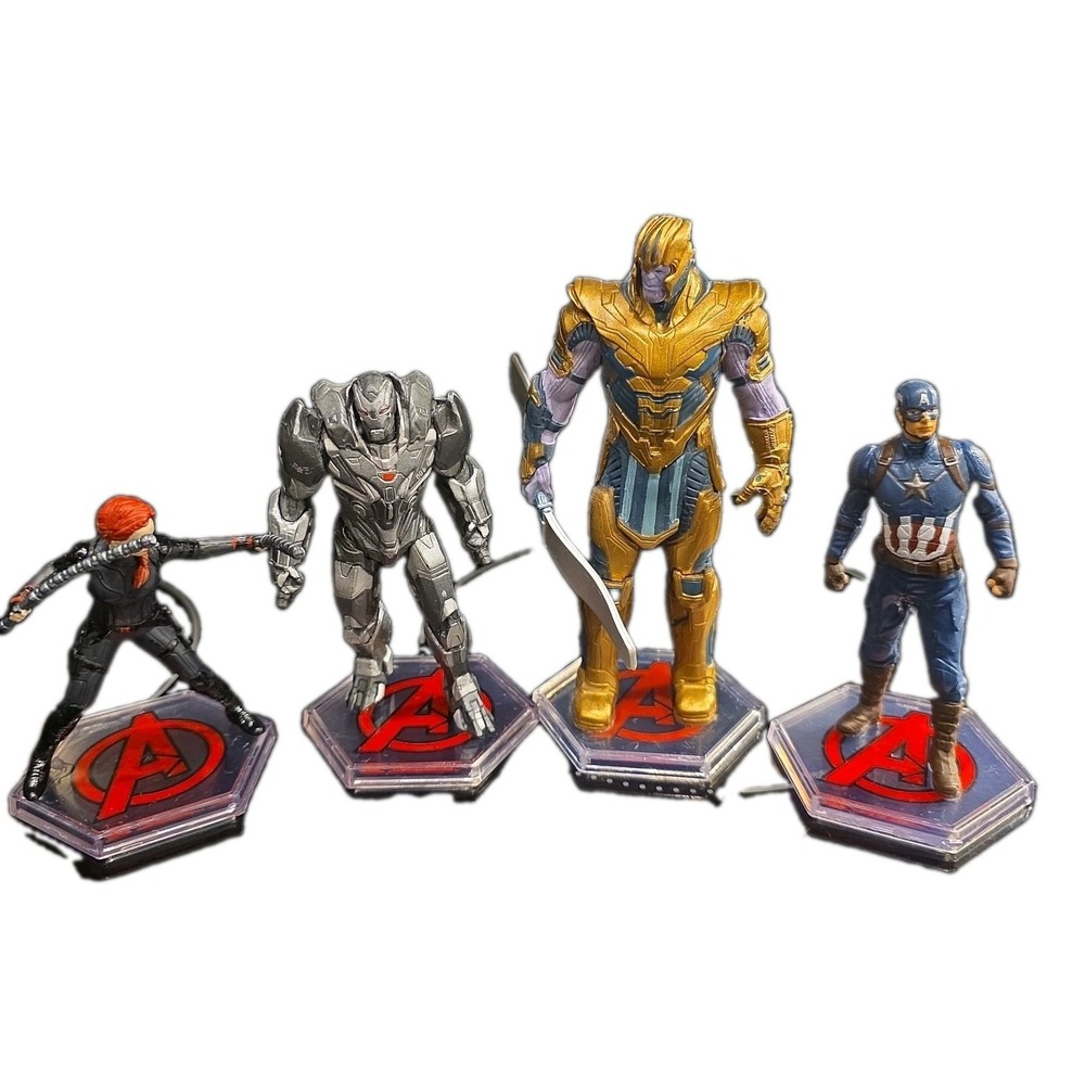 Lot Of 4 Avengers Figurine Thanos, Black widow, Caption American, Titan Figurine